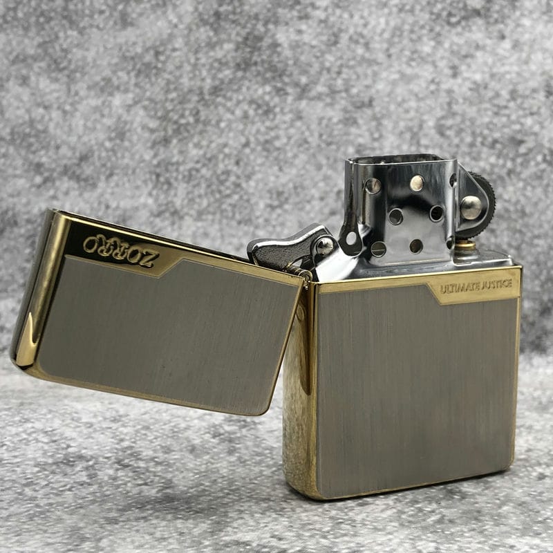 Bật lửa Zorro Ultimate Vân Dọc Viền Vàng - Z91328C - Hình ảnh 8